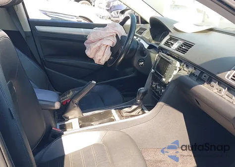 2012 Volkswagen Passat 3.6L V6 Se from USA, damaged, VIN 1VWBM7A31CC047228